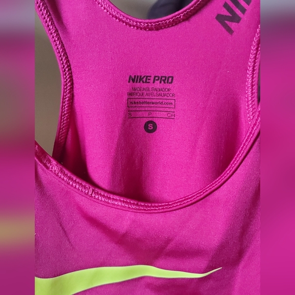 Nike camisole tank - Picture 3 of 4